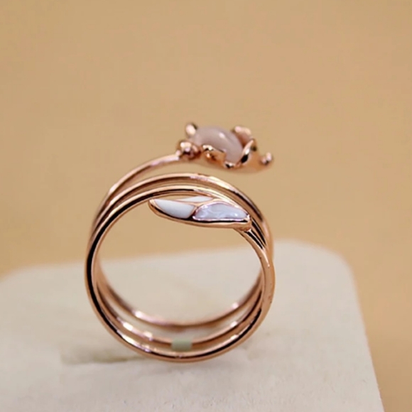 Adjustable Ring - Picture 2 of 3